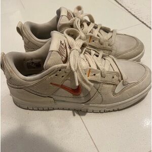 Women’s Nike dunks